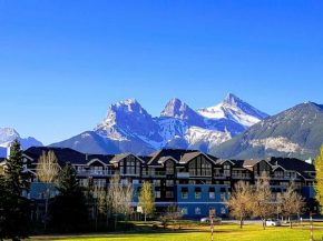 Гостиница Sunset Resorts Canmore and Spa  Кэнмор